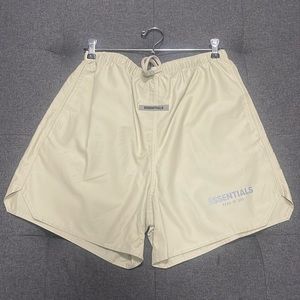 Fear of God ESSENTIALS shorts size small